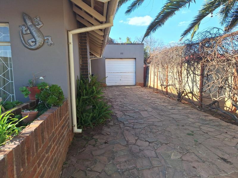 3 Bedroom Property for Sale in Stilfontein North West